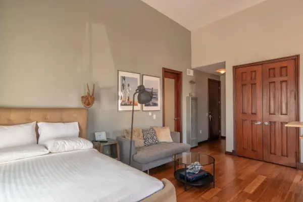 Ocean Luxury Lofts and Suites 7