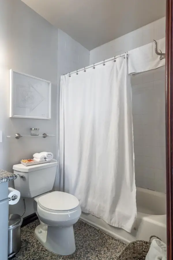 Ocean Luxury Lofts and Suites 8