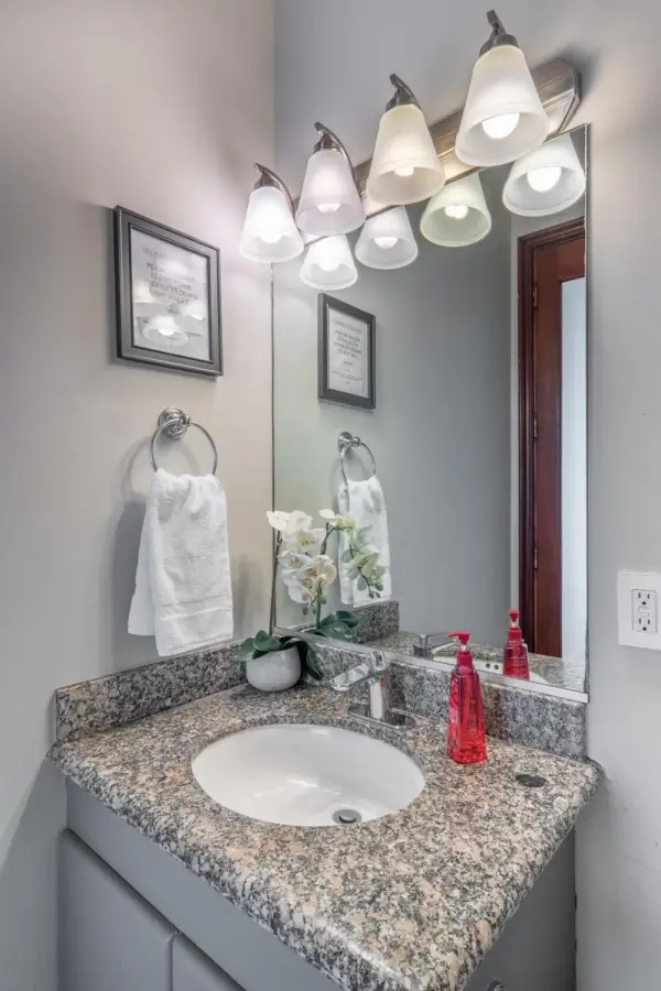 Ocean Luxury Lofts and Suites 9